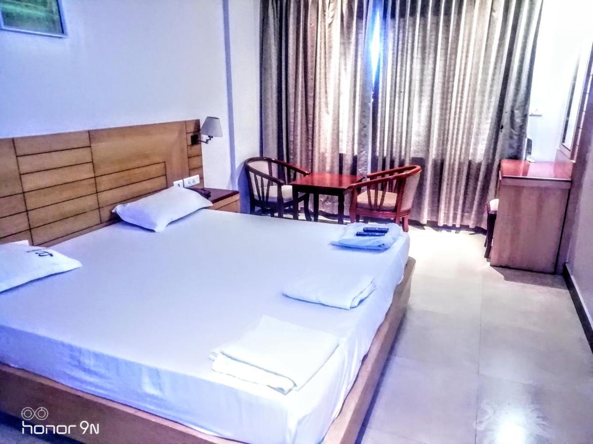 Hotel Balaji Inn Тханджавур Екстер'єр фото
